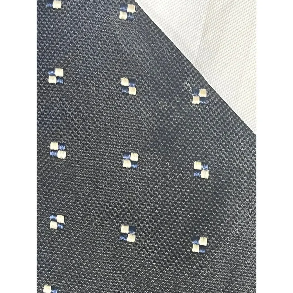 Vintage BARNEYS NEW YORK - Silk Tie - Hand Made in Italy - Black